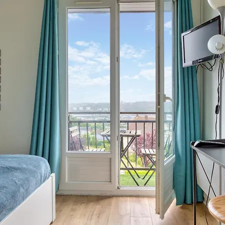Le Leon 14 Joli Avec Balcon Situe A Apartamento